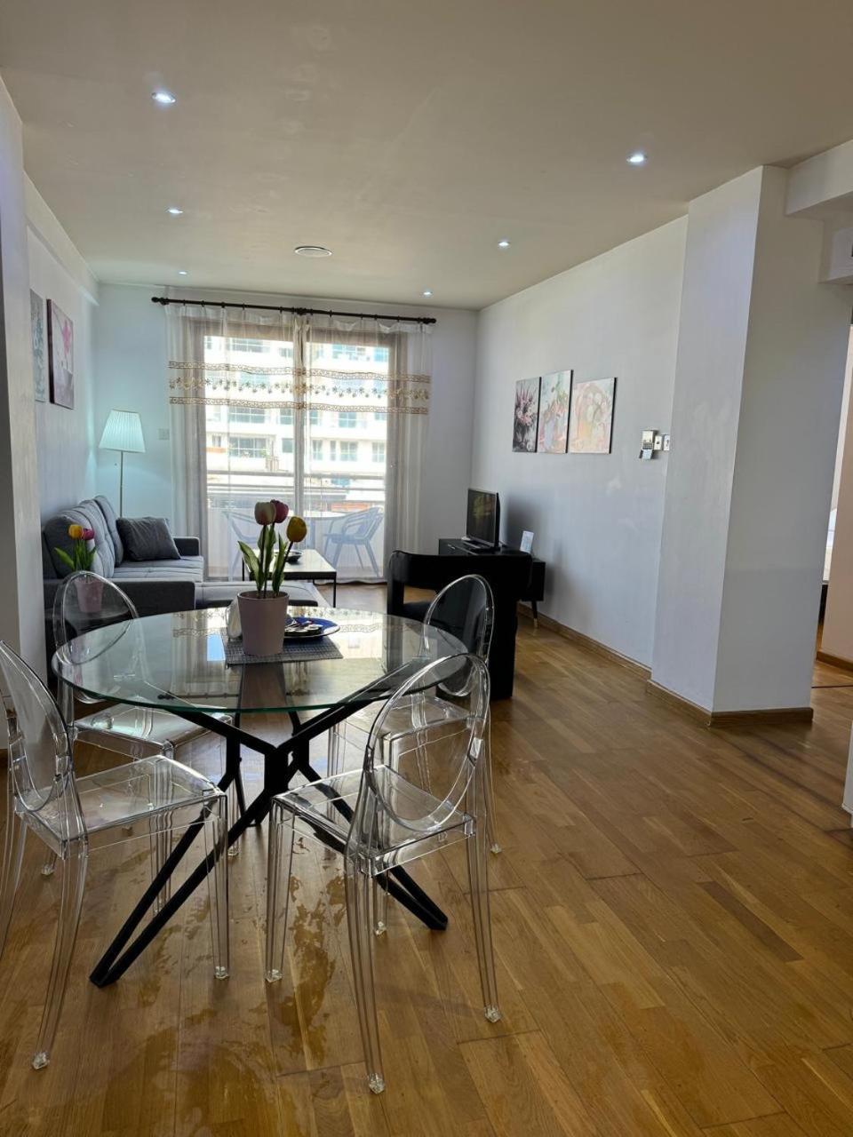 Ithaki Phinikoudes Apartment No. 205 ラルナカ エクステリア 写真