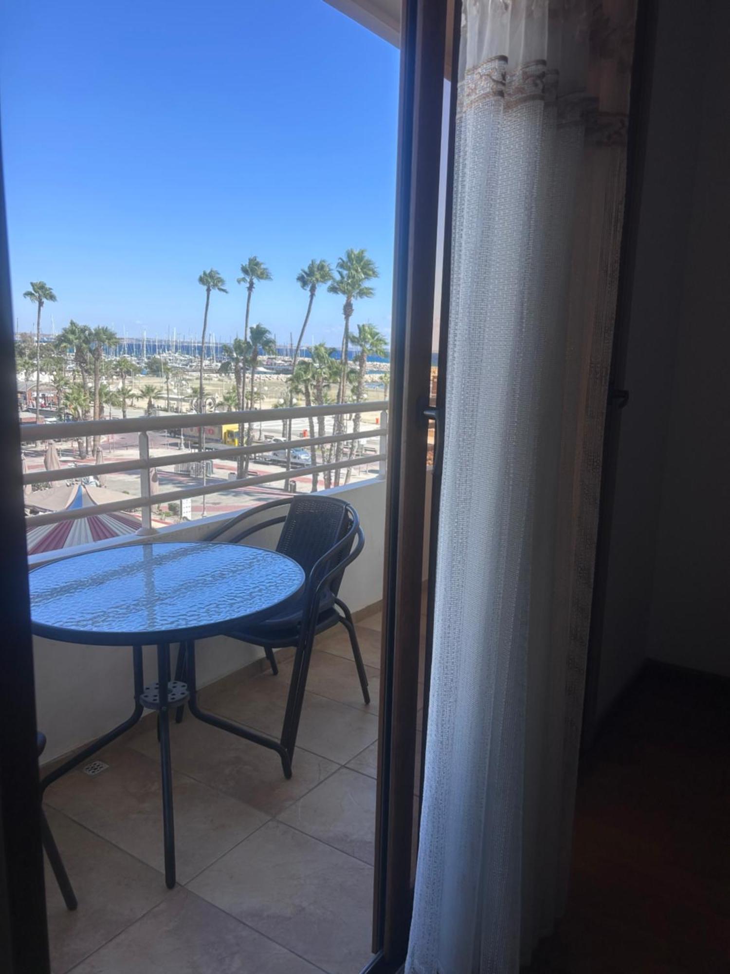 Ithaki Phinikoudes Apartment No. 205 ラルナカ エクステリア 写真