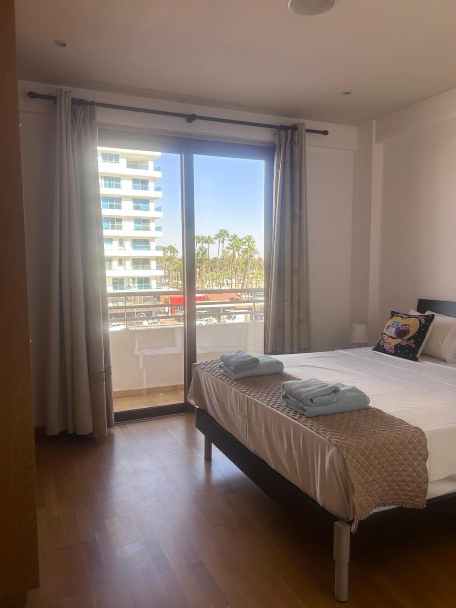Ithaki Phinikoudes Apartment No. 205 ラルナカ エクステリア 写真