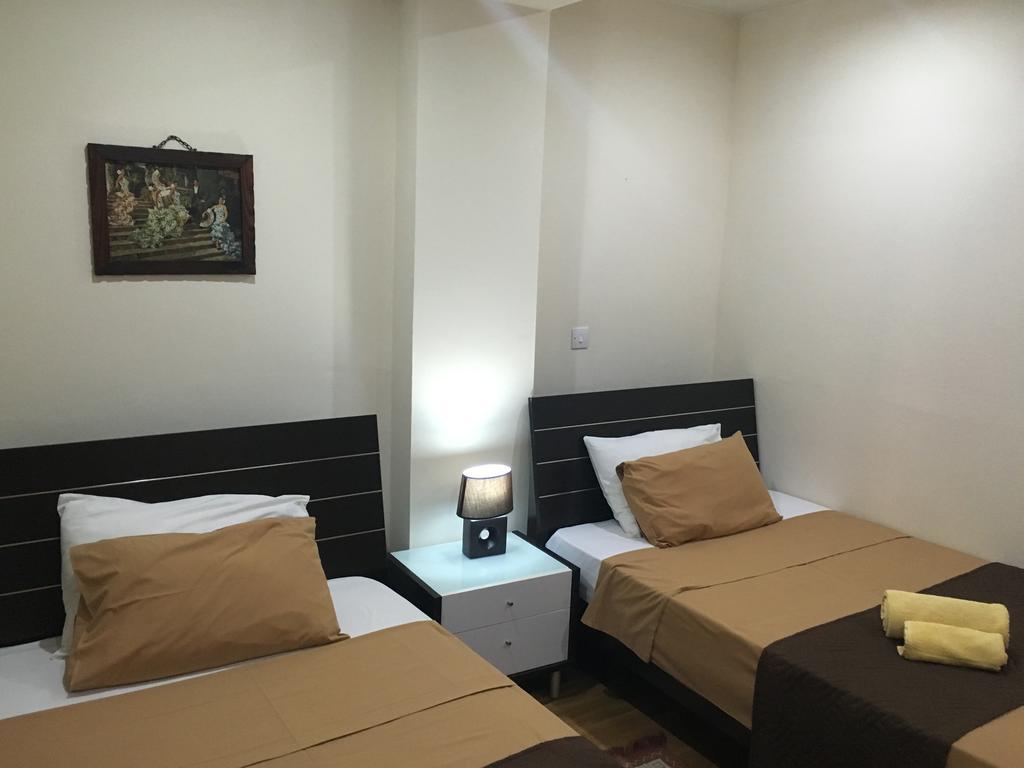 Ithaki Phinikoudes Apartment No. 205 ラルナカ エクステリア 写真