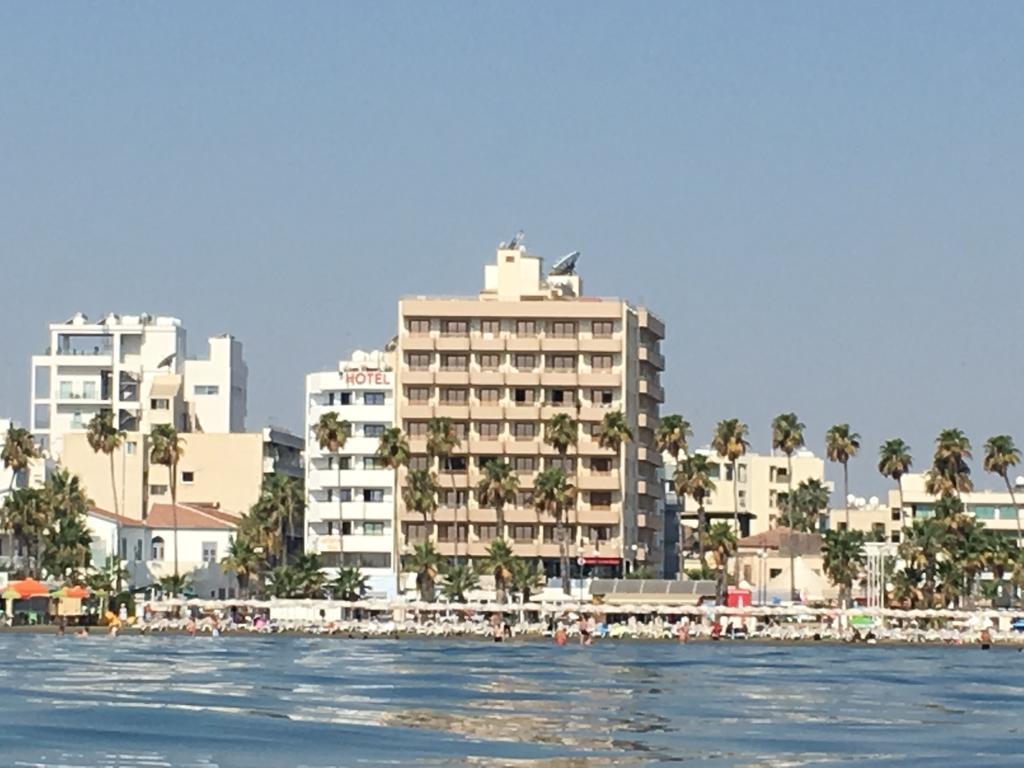 Ithaki Phinikoudes Apartment No. 205 ラルナカ エクステリア 写真