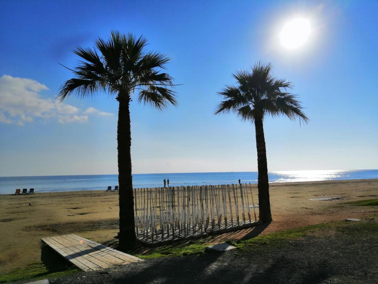Ithaki Phinikoudes Apartment No. 205 ラルナカ エクステリア 写真