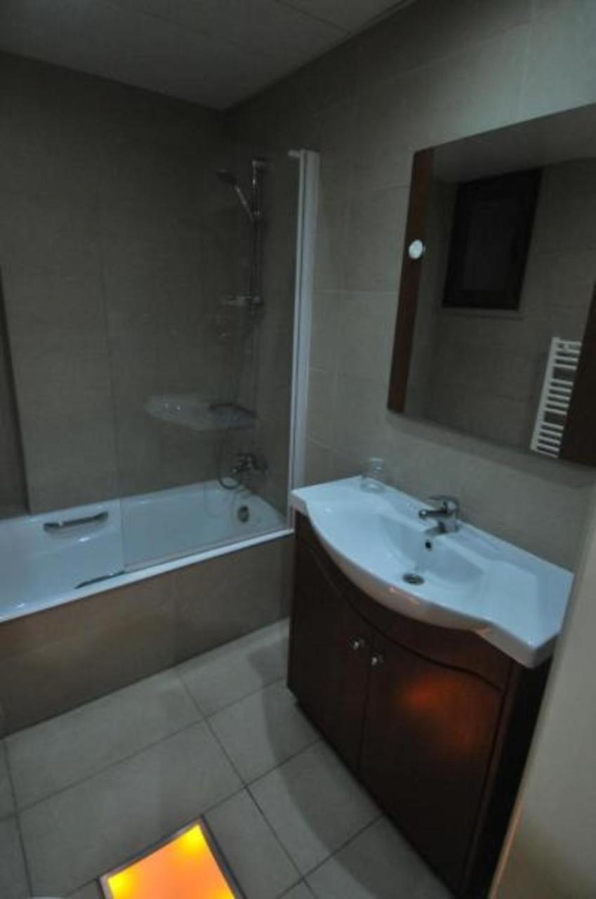 Ithaki Phinikoudes Apartment No. 205 ラルナカ エクステリア 写真
